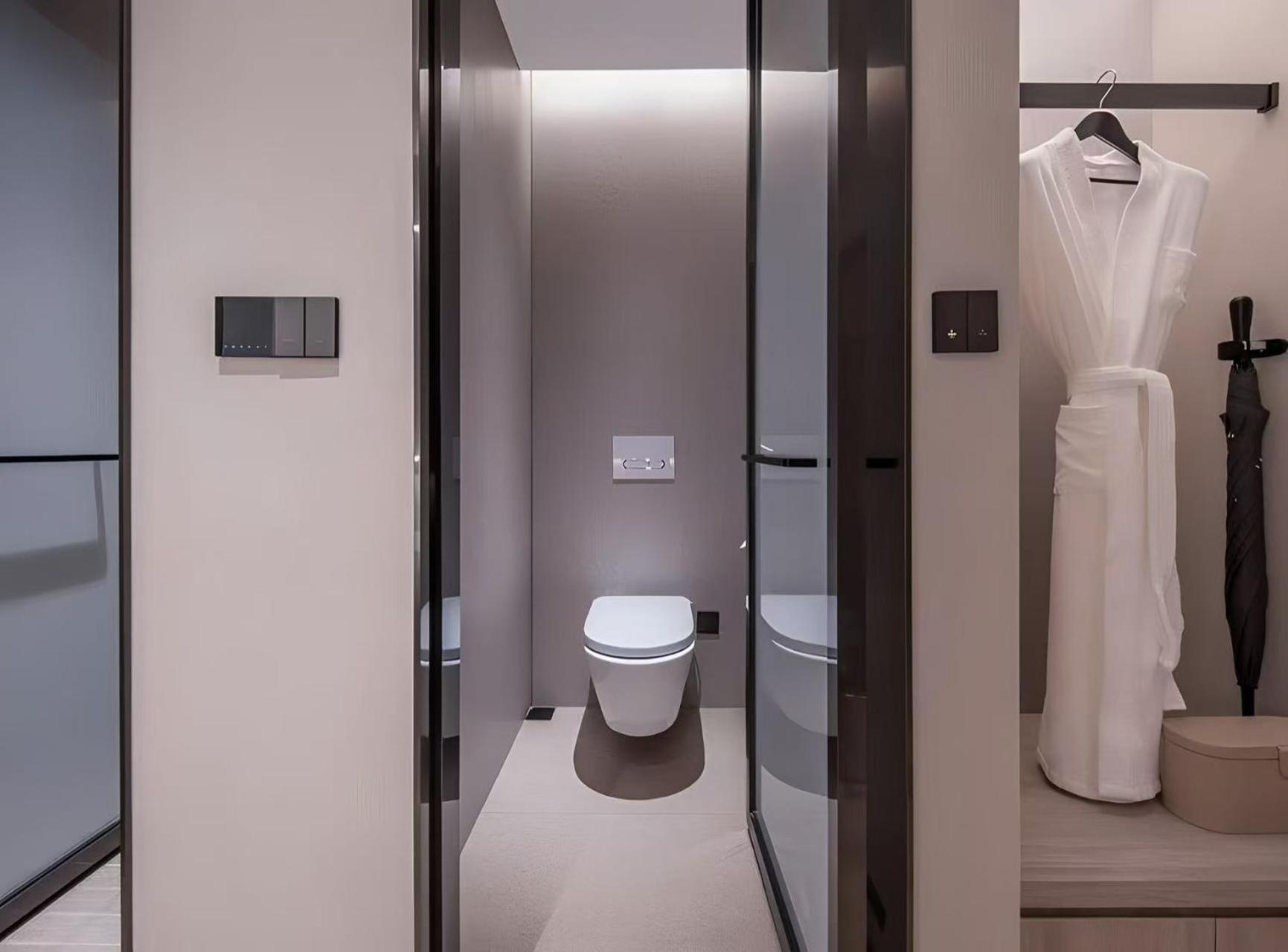 Hotel Crystal Orange Caohejing Yishan Road